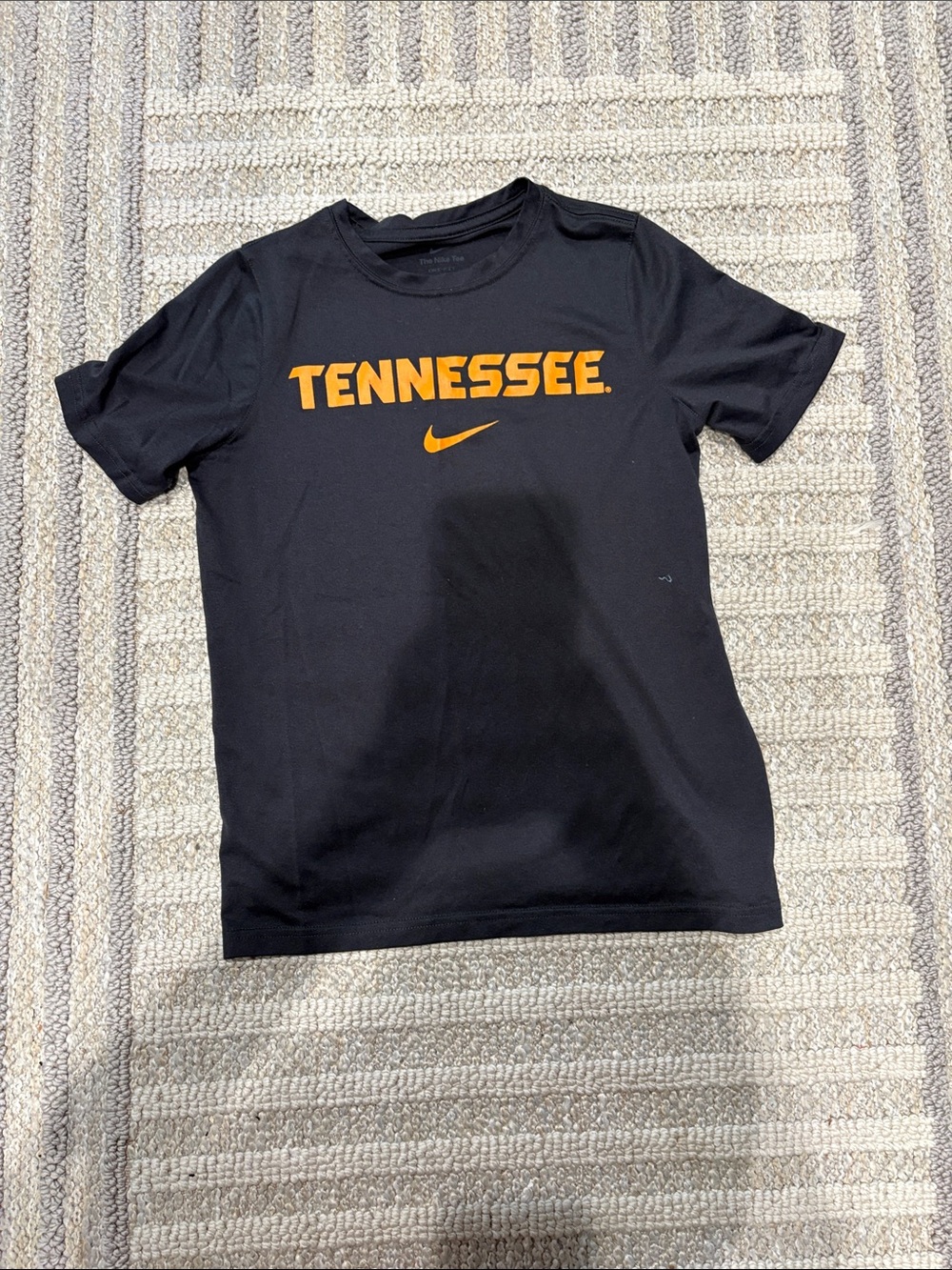 Tennessee Nike Dry-Fit  Kids size medium